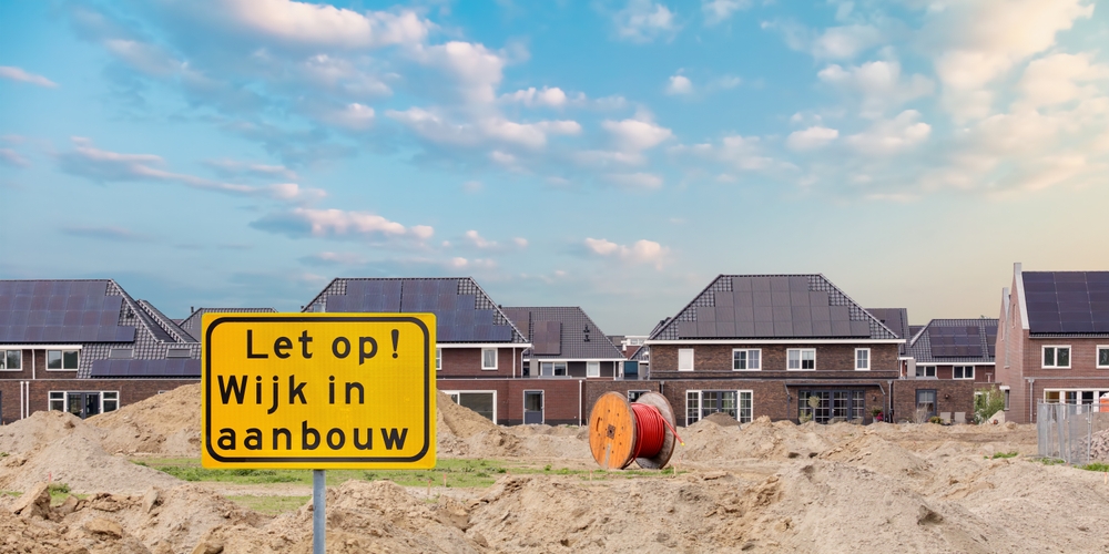 Renovlies voor nieuwbouw in Maastricht. Krijg 10% korting op het behangen en sauzen van wanden.